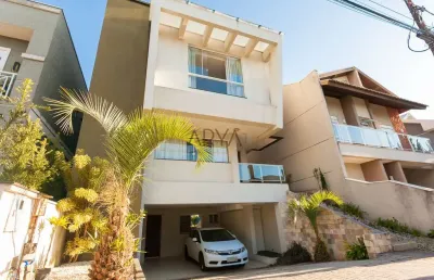 Casa em condomínio fechado com 3 quartos à venda na rua rezala simão, 1316, santa quitéria, curitiba, 270 m2 por r$ 1.700.000
