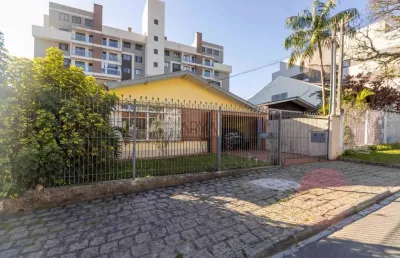 Casa com 3 quartos à venda na rua júlio eduardo gineste, 850, santa quitéria, curitiba, 352 m2 por r$ 800.000