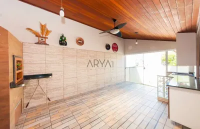 Casa com 4 quartos à venda na rua domingos batista vizoli, 187, portão, curitiba, 240 m2 por r$ 1.000.000
