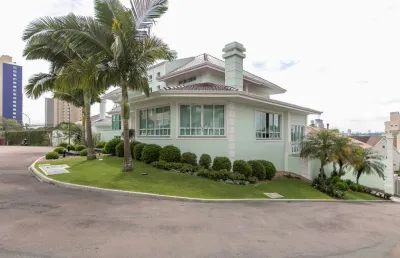 Casa em condomínio fechado com 4 quartos à venda na rua paulo gorski, 1101, mossunguê, curitiba, 665 m2 por r$ 5.750.000