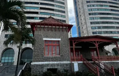 Edf castelinho 4 quartos beira mar boa viagem locação