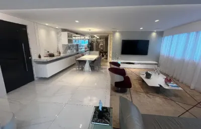 Edifício plaza miró é um empreendimento residencial de alto padrão localizado no coração do bairro boa viagem, em recife–pe
