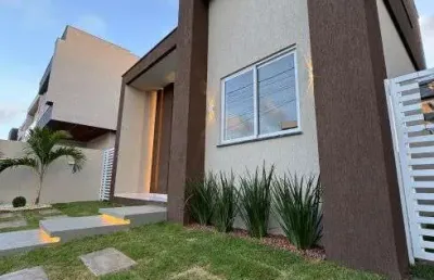 Maravilhosa casa alto padrão no condomínio hortoville em abrantes!