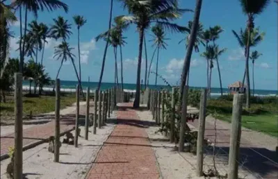 Imóvel para venda tem 570 metros quadrados em praia do forte - mata de são joão - ba