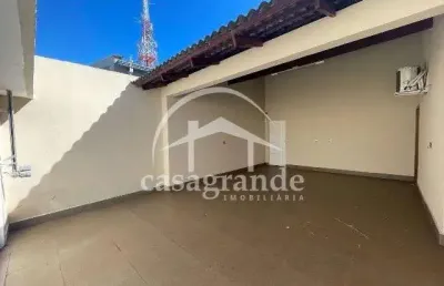 Casa comercial com 1 sala para alugar na rua padre américo ceppi, 1, brasil, uberlândia por r$ 5.000