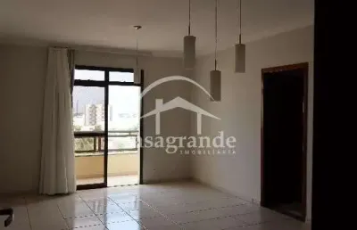 Cobertura com 4 quartos para alugar na avenida josé paes de almeida, 1, santa mônica, uberlândia por r$ 3.200