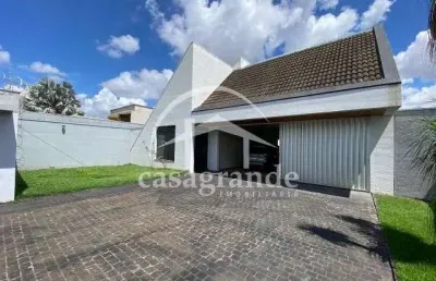 Casa com 4 quartos para alugar na rua anita, 1, morada da colina, uberlândia por r$ 10.000