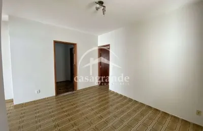Casa com 4 quartos para alugar na rua delmira cândida rodrigues da cunha, 1, santa mônica, uberlândia por r$ 4.500
