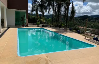Granja com 4 quartos sendo 1 suíte a venda no condomínio prainha de monte verde em juiz de fora