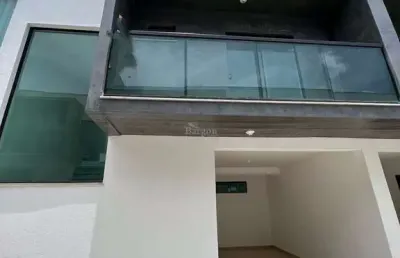 Casa com 2 suítes e 2 vagas de garagem a venda em condomínio fechado no bairro marilândia em juiz de fora