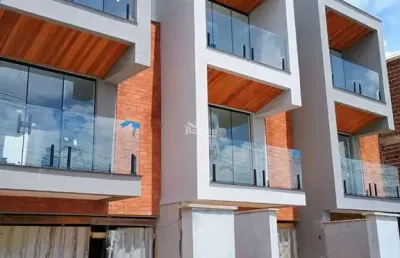 Casa com 3 quartos sendo 1 suite a venda no bairro santa catarina em juiz de fora