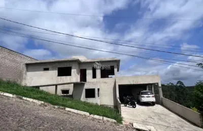 Casa em construção com no pomar da serra em juiz de fora