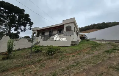 Granja ampla com 4 quartos sendo 1 suíte a venda no bairro paço del rey em juiz de fora