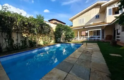 Casa com 4 quartos sendo 1 suíte a venda no condomínio granville em juiz de fora