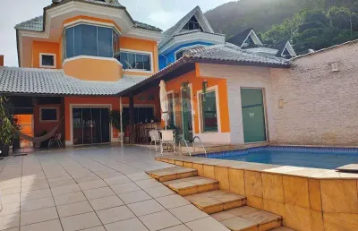 Casa com 4 quartos, 264m2, à venda por r$ 749.000, no camorim.