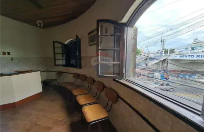 Excelente oportunidade: imóvel de  72m² em bento ribeiro, em frente a estação de trem.