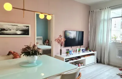 Charmoso quarto e sala com vaga no melhor de icaraí