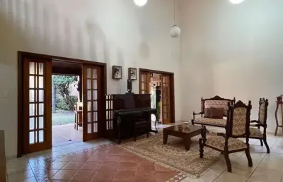 Casa alto padrão em jardim universitário, araras/sp