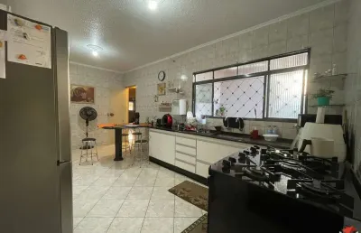 Casa com 4 quartos à venda na Rua Sylvio Corghi, Conjunto Habitacional Heitor Villa Lobos, Araras