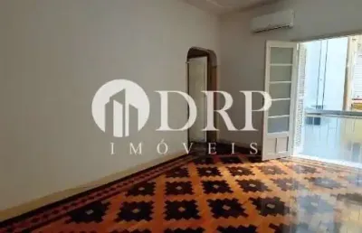 Apartamento com 2 quartos à venda na rua alberto torres, 125, cidade baixa, porto alegre por r$ 308.000