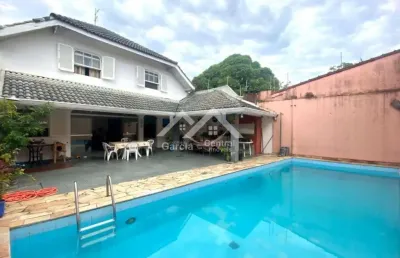Casa com 4 quartos à venda na Centro, 10, Centro, Peruíbe