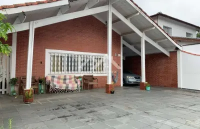 Casa com 3 quartos à venda na Centro, 265, Centro, Peruíbe