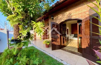 Casa com 4 quartos à venda na Ribamar, 1, Jardim Ribamar, Peruíbe