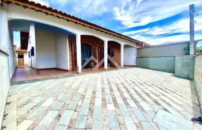 Casa com 3 quartos à venda na Belmira Novaes, 7, Belmira Novaes, Peruíbe