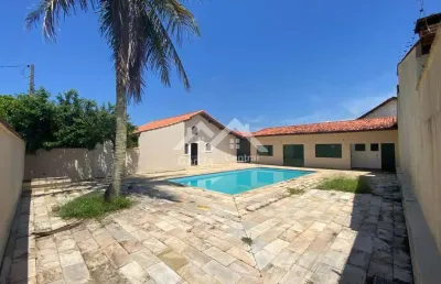 Casa com 3 quartos à venda na São José, 9, Estancia São Jose, Peruíbe