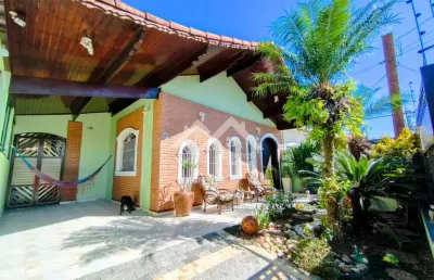 Casa com 3 quartos à venda na Três Marias, 70, Balneário Três Marias, Peruíbe