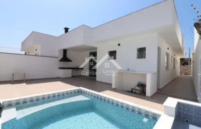 Casa com 3 quartos à venda na São José, 159, Estancia São Jose, Peruíbe