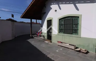 Casa com 2 quartos à venda na Centro, 684, Centro, Peruíbe