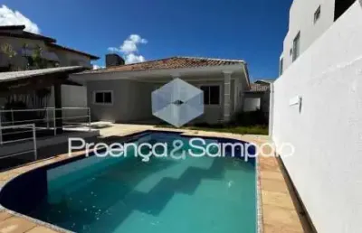 Casa em condomínio para alugar em lauro de freitas,ba buraquinho 4 quartos 161m²