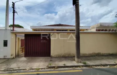 Linda casa padrão para alugar no centro são carlos - 3 dormitórios, suíte e garagem coberta!