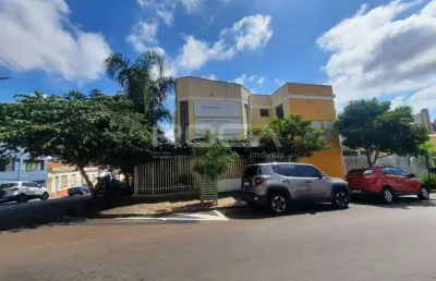 Sala comercial para alugar na Rua Visconde de Inhaúma, 630, Centro, São Carlos
