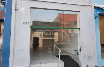 Espaço comercial no centro de são carlos com 2 banheiros, cozinha e escritório