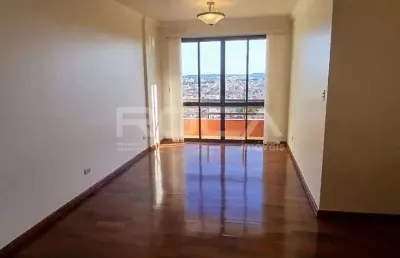 Aluguel de apartamento padrão com 3 dormitórios no centro de são carlos