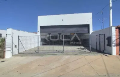 Espaço comercial amplo e estratégico no jardim bandeirantes, são carlos
