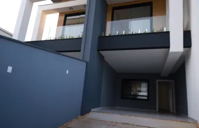 Casa com 3 quartos à venda na Rua Copacabana, Floresta, Joinville