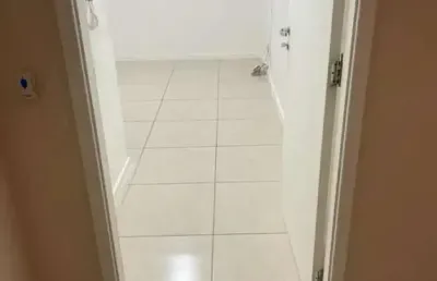 Sala comercial à venda na avenida olof palme, 765, barra olímpica, rio de janeiro por r$ 150.000
