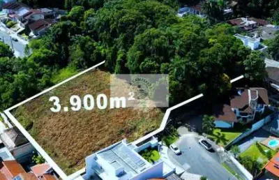 Terreno nobre no costa e silva, com 3.934 m², único na região, lugar alto com linda vista