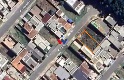 Terreno plano em bairro de ótimo padrão 200m , ótima frente e localização estratégica