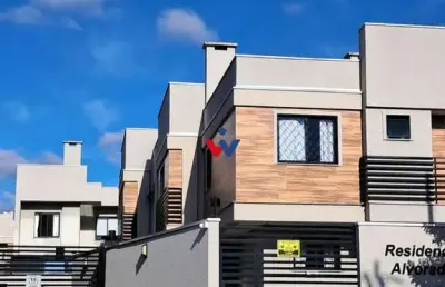 Sobrado em condomínio no uberaba por r 649 mil  3 quartos, suíte com closet