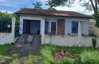 Casa com 600 m  no hauer,  3 quartos e potencial para condomínio