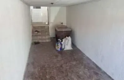 Casa com 2 quartos para alugar na vila são joão da boa vista, bauru  por r$ 1.500