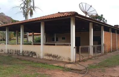 Chácara / sítio com 4 quartos para alugar na Vila Santa Maria, Piratininga 