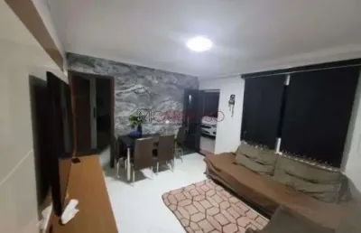 Casa 03 quartos, armários, reformada, qd 305 recanto das emas