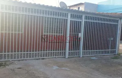 Oportunidade em samambaia sul – casa com 2 quartos e garagem