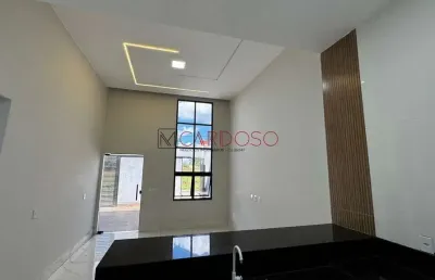 Casa 3 qtos , alto padrão, qr 608 samambaia ac. financiamento e fgts 25