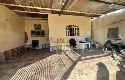 Casa 3 quartos, escriturada  no recanto das emas, garagem coberta d56